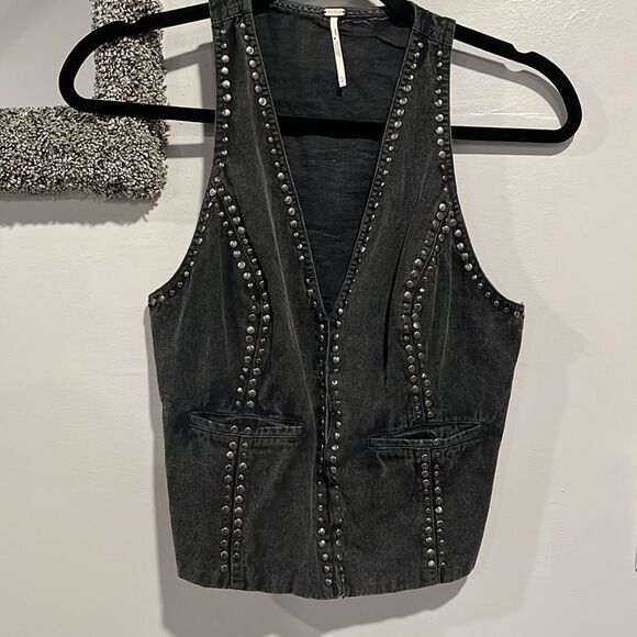 Free People NWOT Tell Me about It Vest - med - Picture 2 of 11